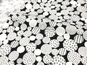【北欧風半幅帯】はずむ水玉に波なみ模様/白 黒 アイボリー 北欧風半幅帯】はずむ水玉に波なみ模様/白 黒 アイボリー - メルカリ